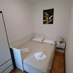 Apartment Garden Split